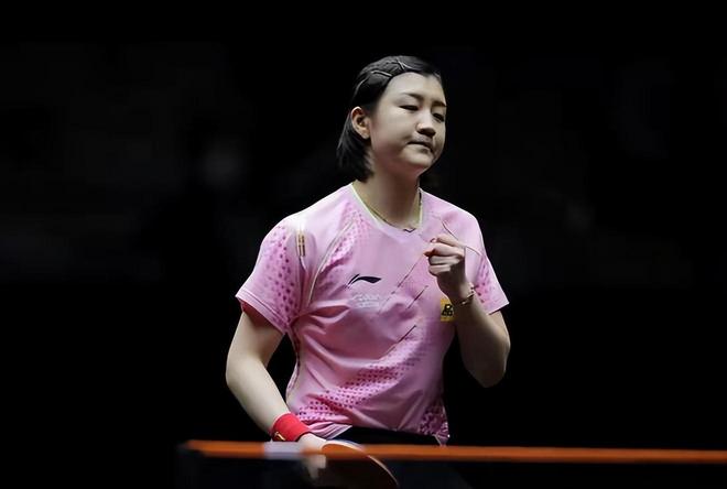 间型内线属 间型内线属