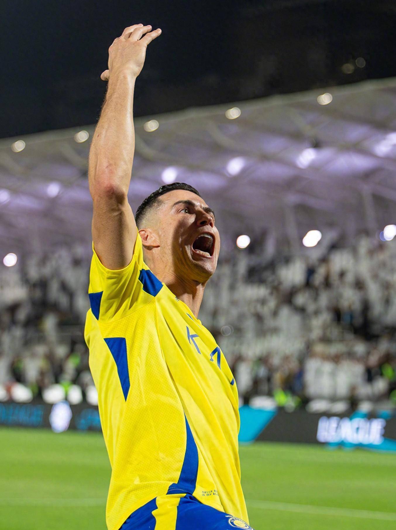 感到措手不 感到措手不