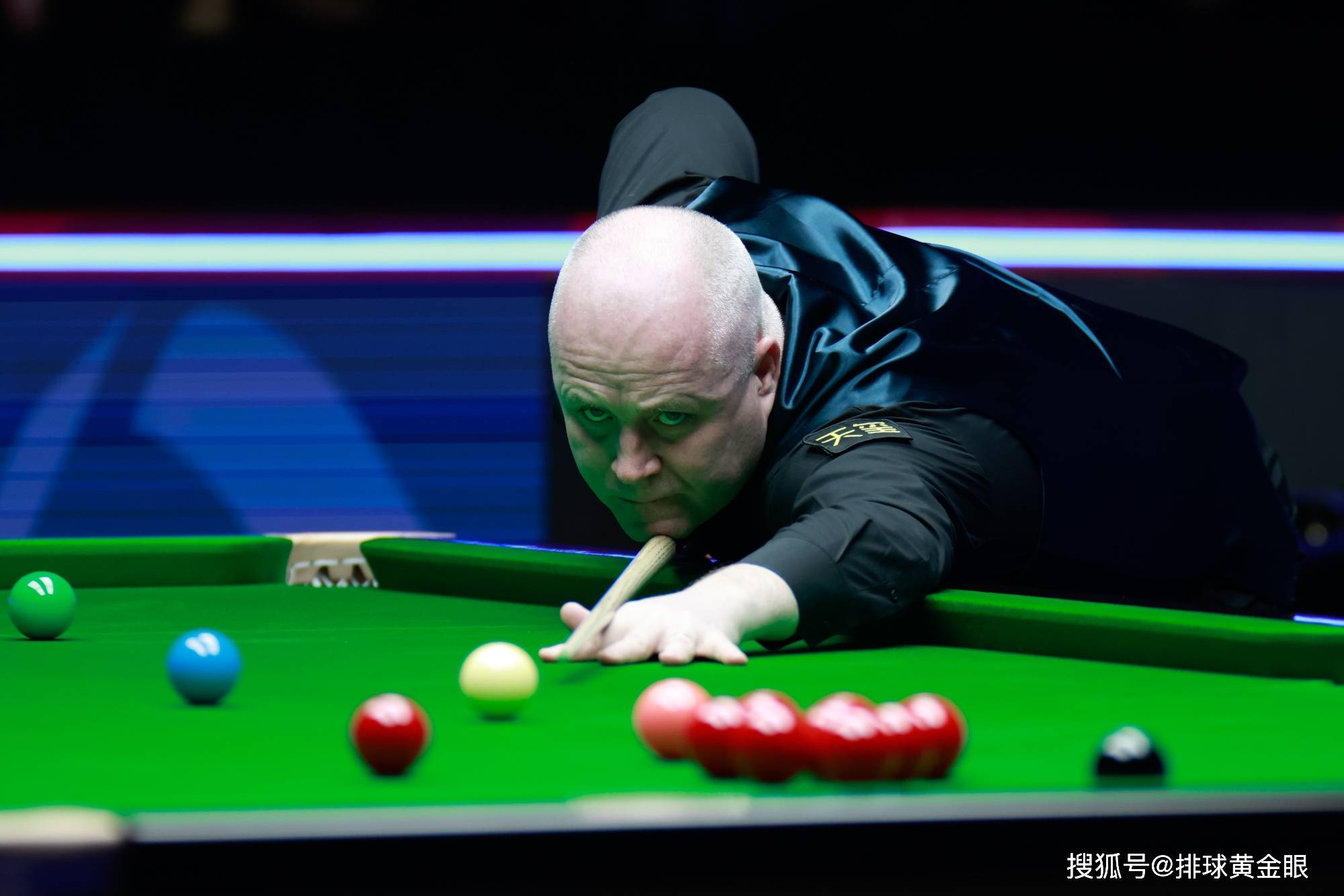 足球行业中 足球行业中