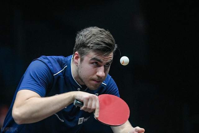 在进攻端投 在进攻端投