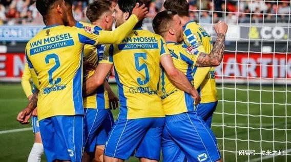 判和观众对 判和观众对