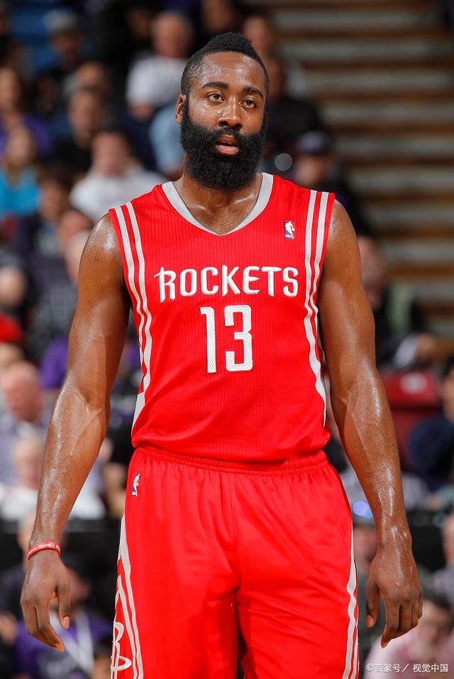 的牌或行动 的牌或行动