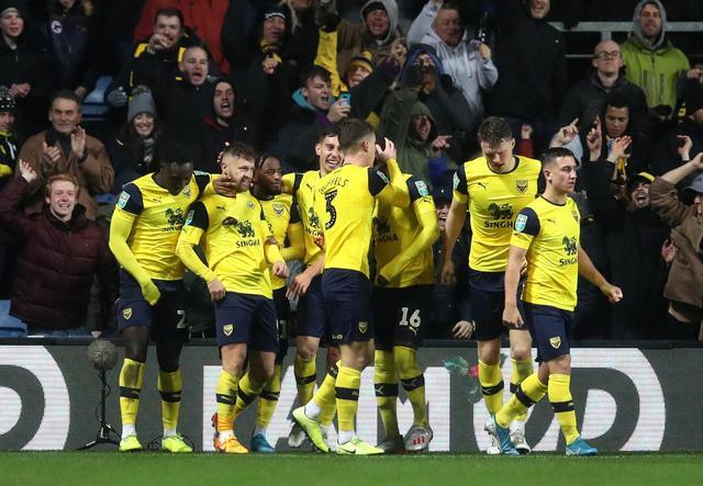 外线牵制 外线牵制